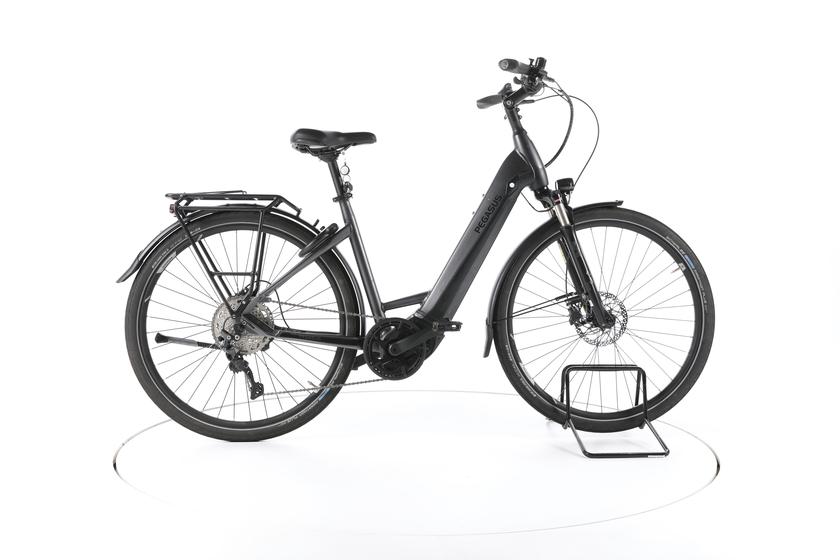Pegasus Premio EVO 10 Lite Trekking E-Bike Tiefeinsteiger