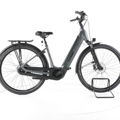 Cube Supreme Hybrid Pro City E-Bike Tiefeinsteiger