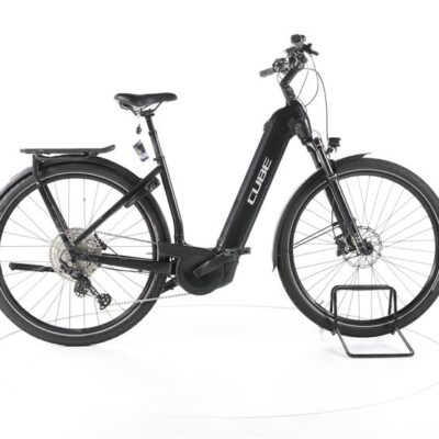 Cube Kathmandu Hybrid EXC Trekking E-Bike Tiefeinsteiger