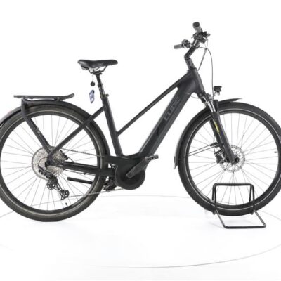 Cube Touring Hybrid Pro Trekking E-Bike 2023