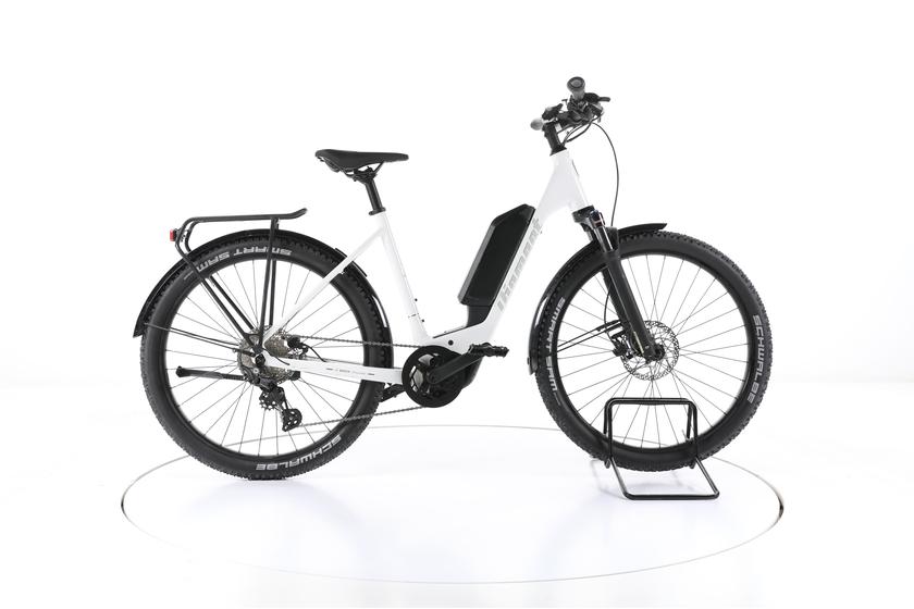 Diamant Zing Trekking E-Bike Tiefeinsteiger 2023